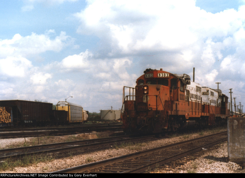 ICG GP10 #8303 - Illinois Central Gulf